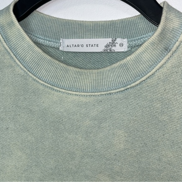 1901. ALTAR’D STATE Kaia Crochet Flutter sleeve top in Green Sz XS NWOT $58 - Picture 7 of 7